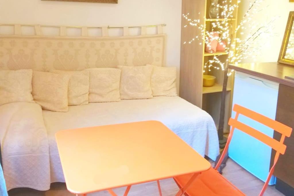 Small Luxurious Room In The Heart Of Saint Germain 파리 외부 사진